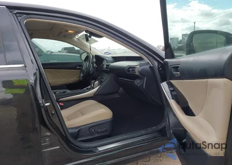 2019 Lexus Is 300 z USA, uszkodzony, nr VIN JTHBA1D22K5094829